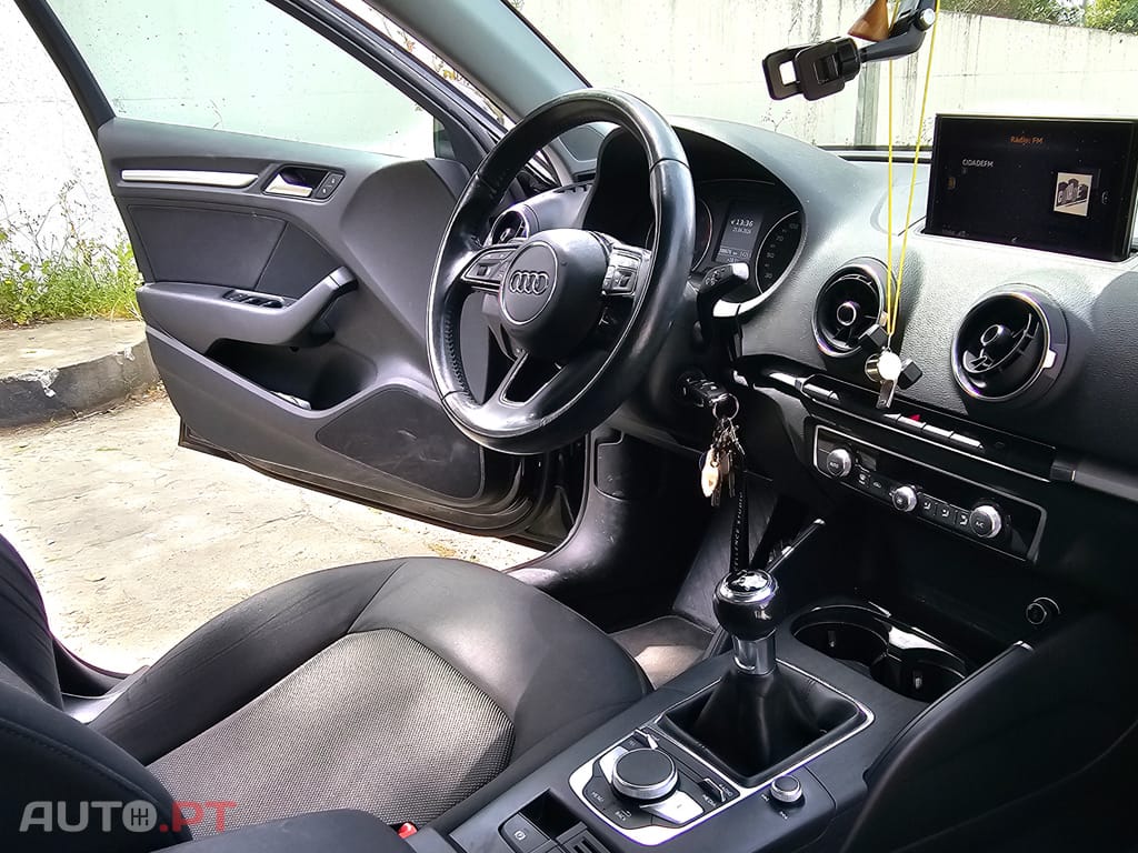 Audi A3 Sportback S-Line