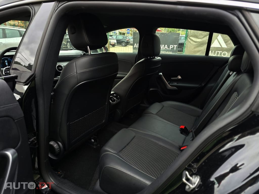 Mercedes-Benz CLA 180 d Shooting Brake Style Plus Aut.