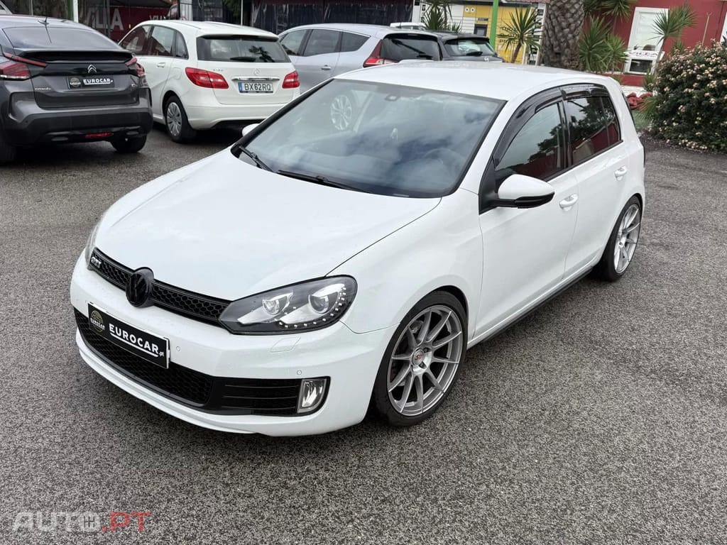 Volkswagen Golf 2.0 GTI DSG