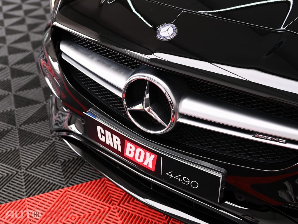 Mercedes-Benz CLA 45 AMG 4Matic Speedshift 7G-DCT Night Edition