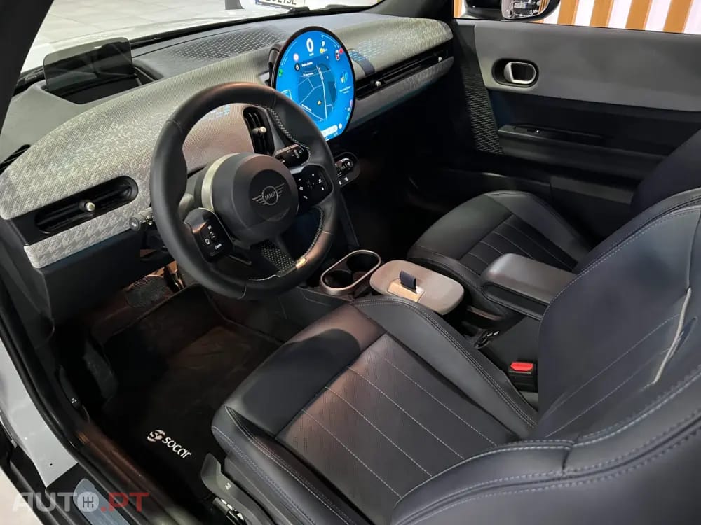 MINI Cooper Cooper C Favoured S