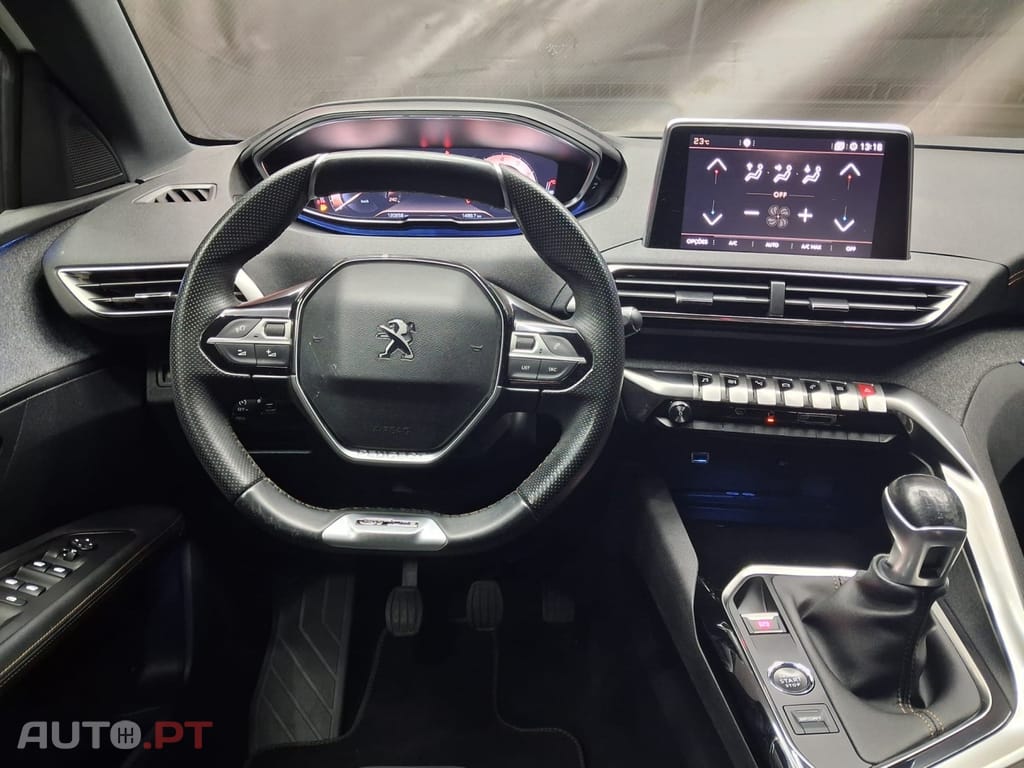 Peugeot 3008 1.2 PureTech GT Line — fotografia 10