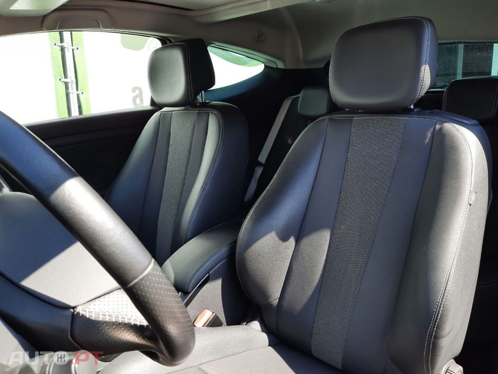 Renault Mégane Coupe 1.6 DCI Bose Edition