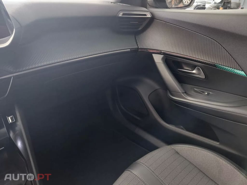 Peugeot 2008 PureTech 100 Stop&Start Active Pack