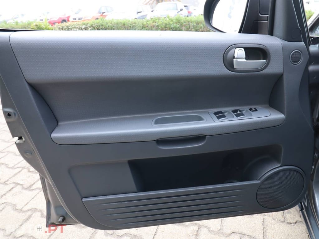 Mitsubishi Colt 1.3 E-Motion