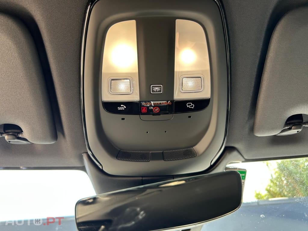 Volvo XC60 2.0 T6 PHEV Black Edition AWD