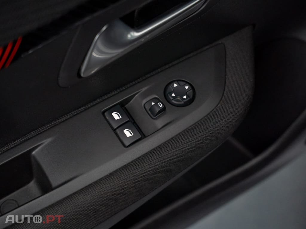 Peugeot E-208 50 kWh Active Pack