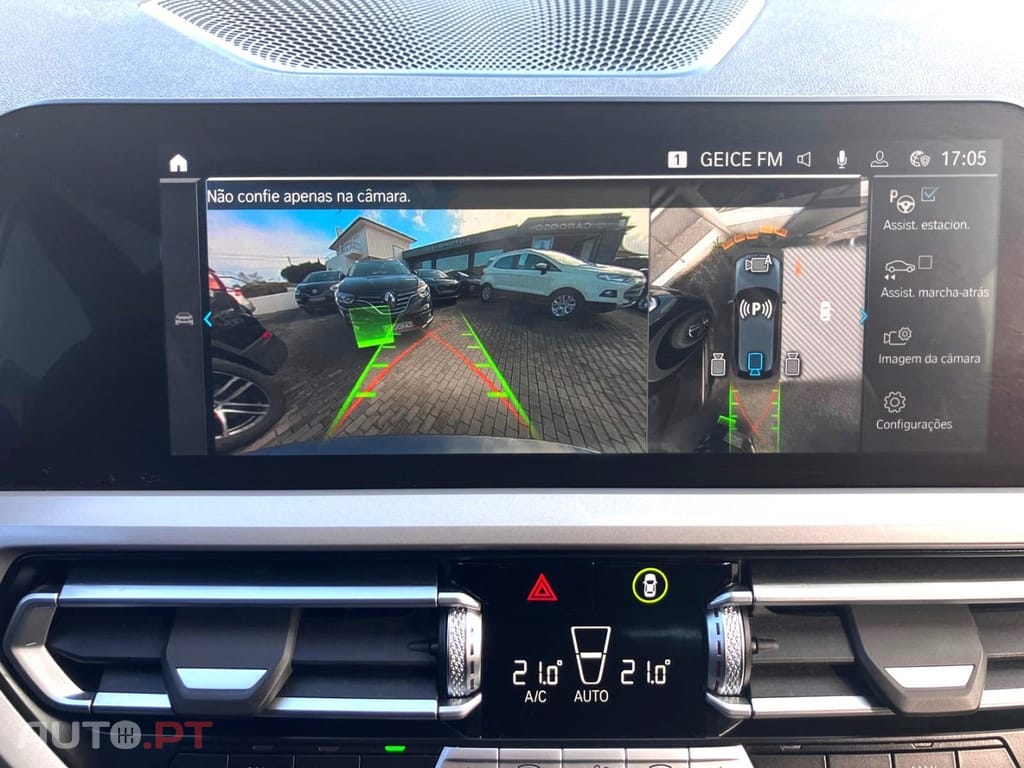BMW 330 e Touring Auto