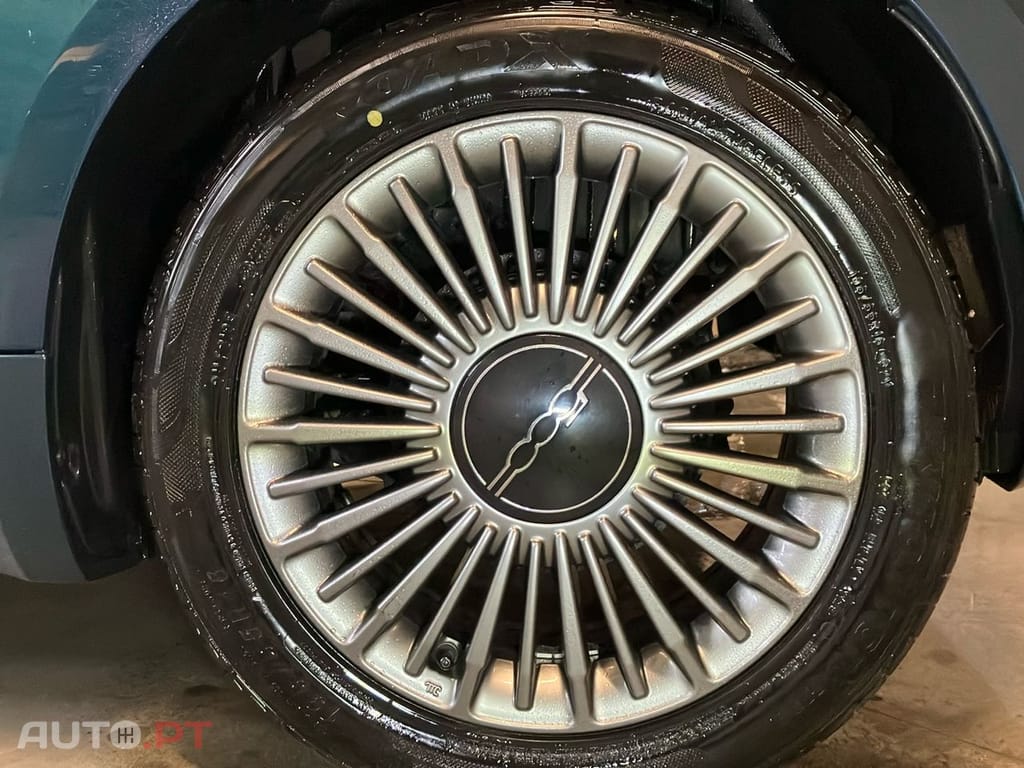 Fiat 500e Icon Plus 42 KWh