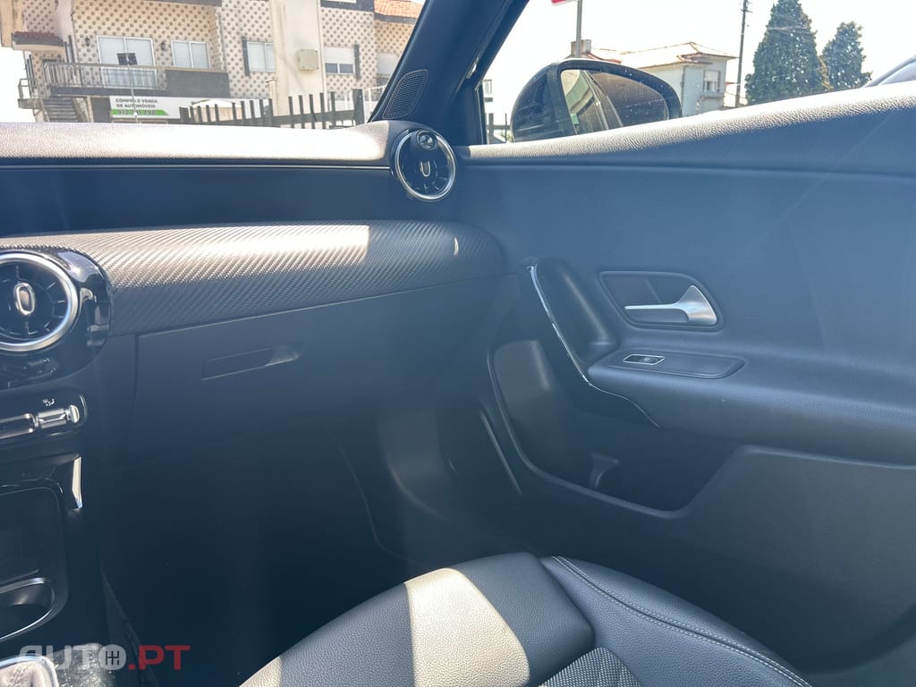 Mercedes-Benz A 180 D PROGRESSIVE