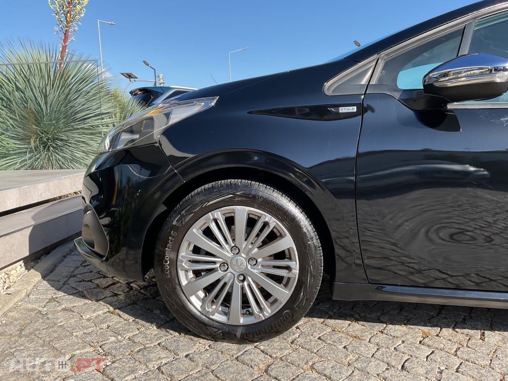 Peugeot 208 1.2 PureTech Style