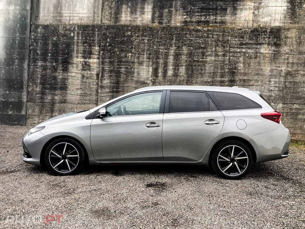 Toyota Auris Touring Sports 1.4 D-4D Comfort+Pack Sport