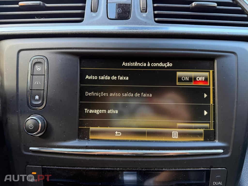 Renault Kadjar 1.2 TCe DCT Energy Black Edition