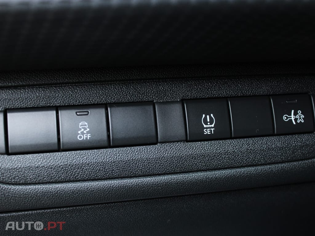 Peugeot 2008 1.2 PureTech Allure