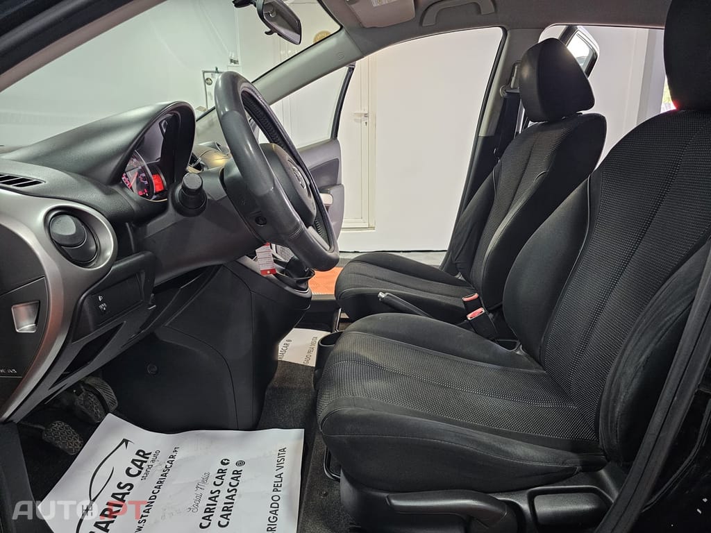 Mazda 2 1.3 MZR Sport
