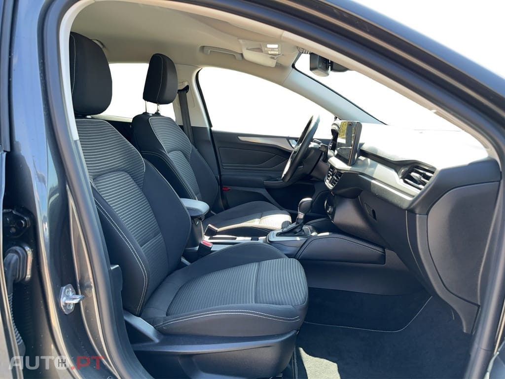 Ford Focus SW 1.0 EcoBoost Hybrid Aut. TITANIUM X