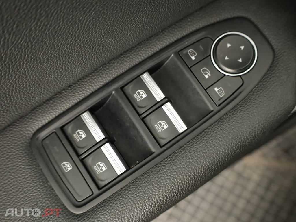 Renault Captur Captur 1.0 TCe Techno Bi-Fuel