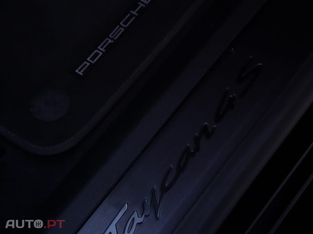 Porsche Taycan 4S bateria Performance Plus