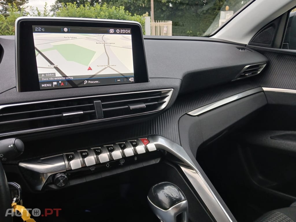 Peugeot 3008 1.5 BlueHDi Active