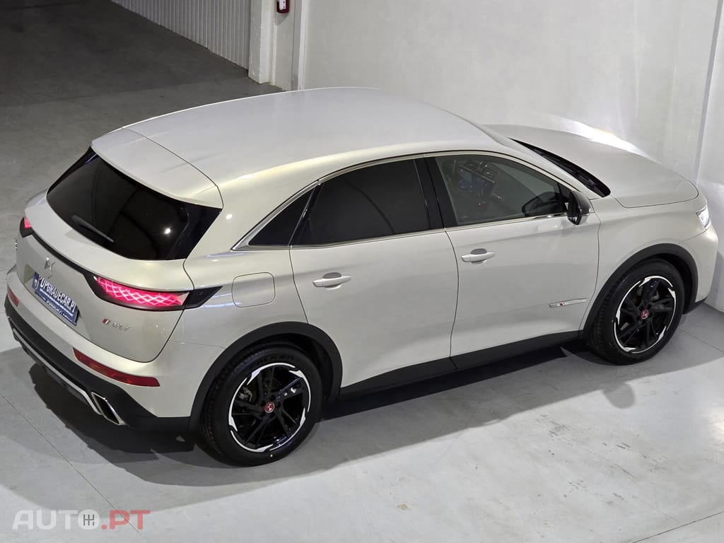 DS DS7 Crossback E-Tense Performance Line EAT8