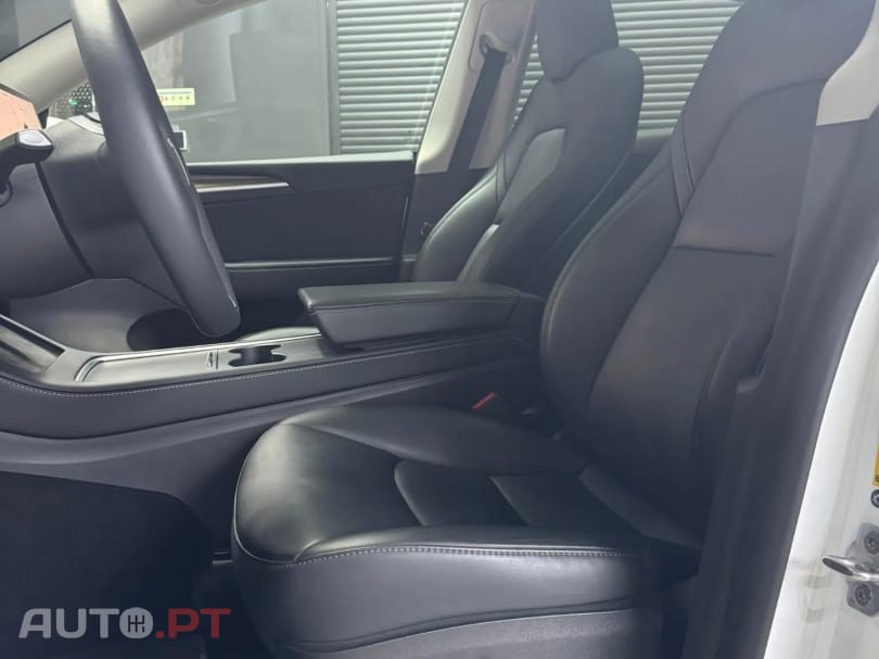 Tesla Model Y Long Range Dual Motor AWD