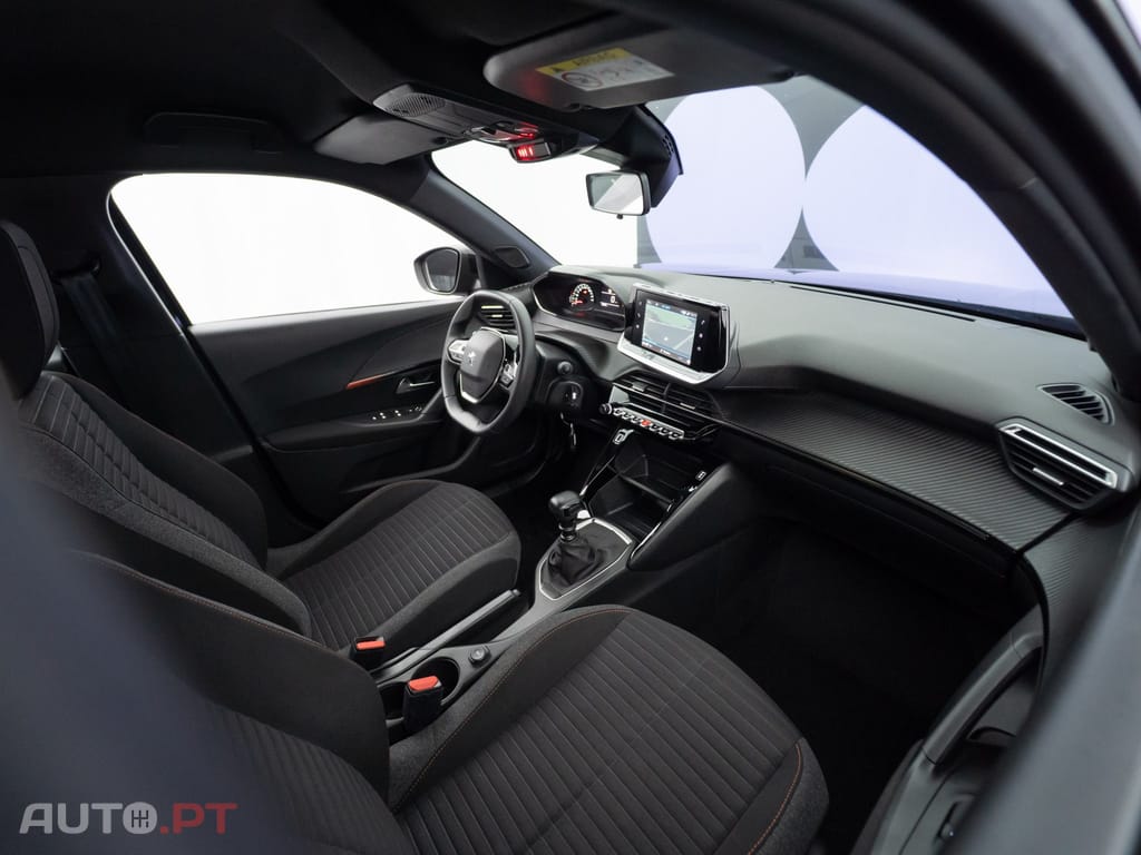 Peugeot 2008 1.2 PureTech Active Pack