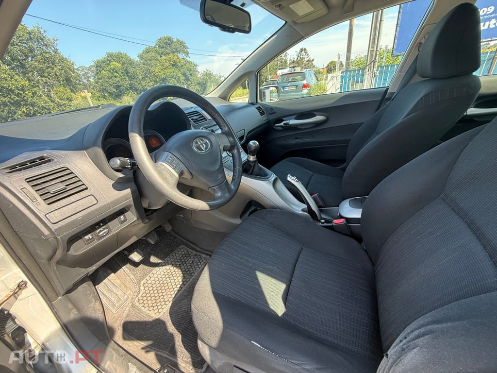 Toyota Auris 1.4 D4D