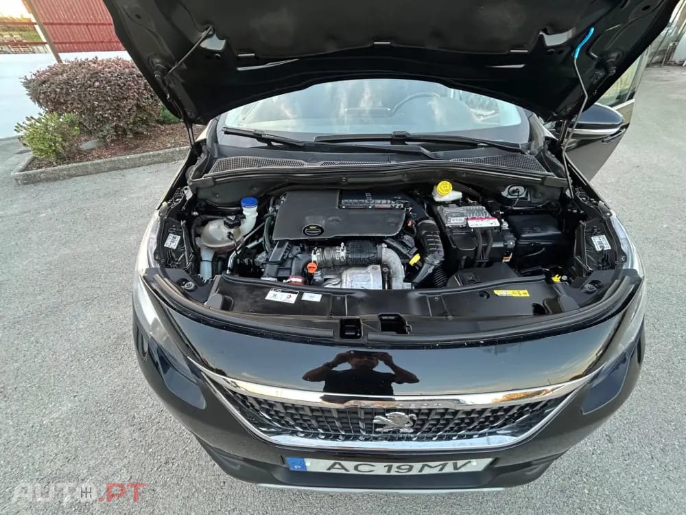 Peugeot 2008 BlueHDi FAP 120 STOP & START Allure