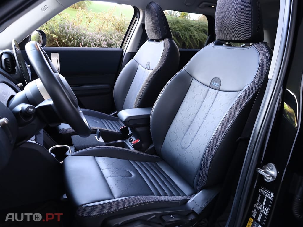 MINI Countryman E Classic M