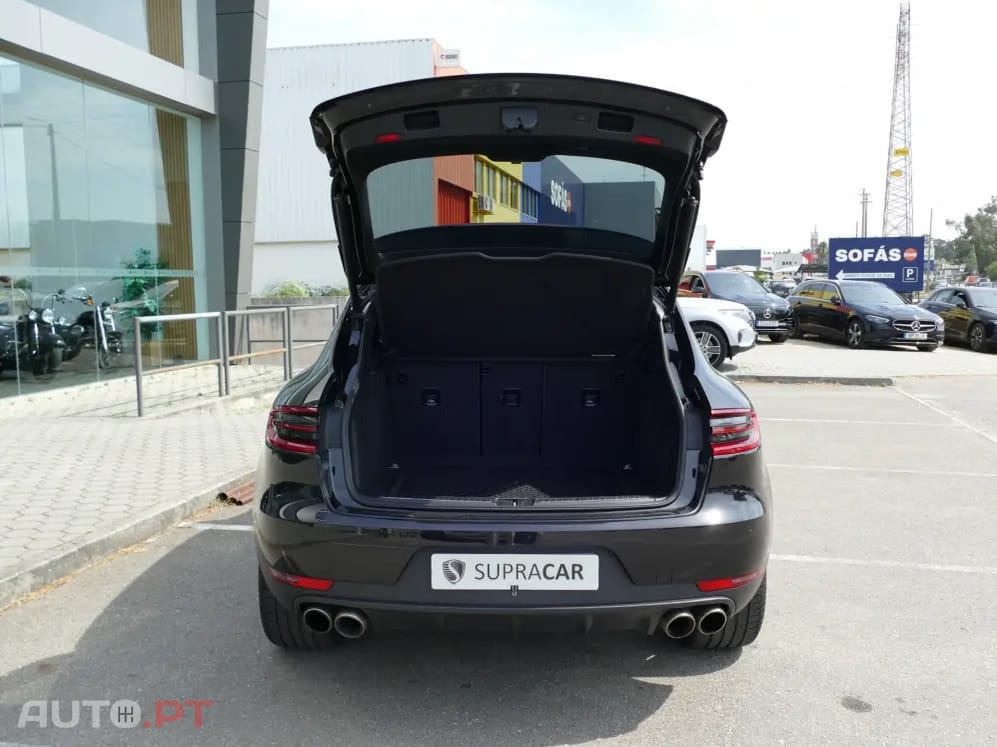 Porsche Macan S