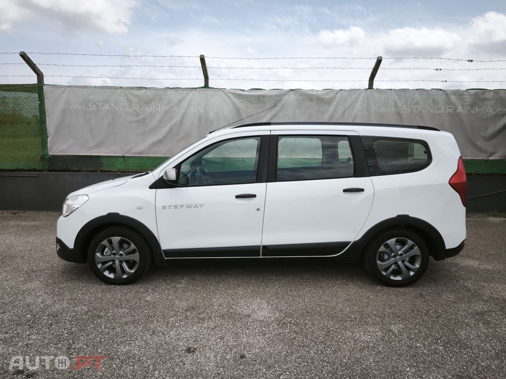 Dacia Lodgy 1.5 dCi Stepway 7L