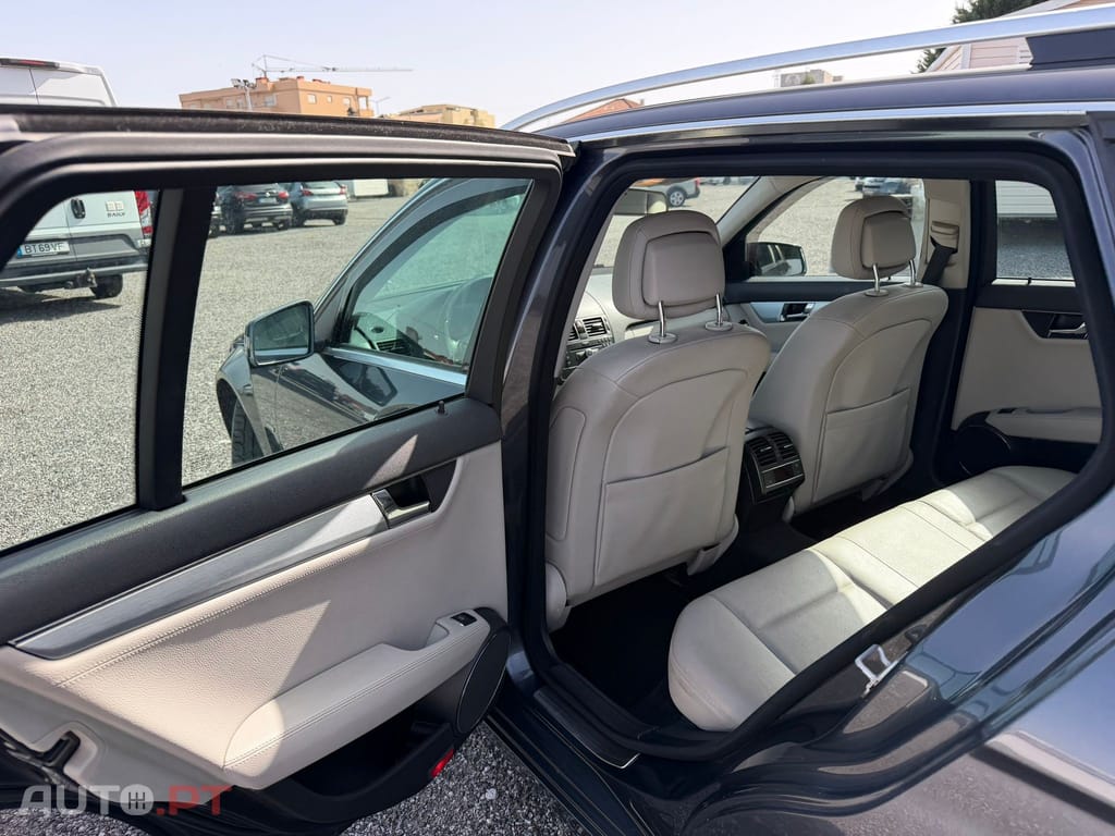 Mercedes-Benz C 200 CGi Elegance BlueEfficiency