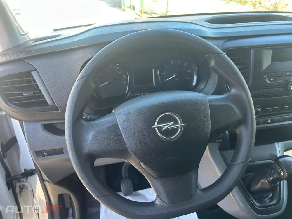 Opel Vivaro 1.5 CDTi L1H1 Essentia