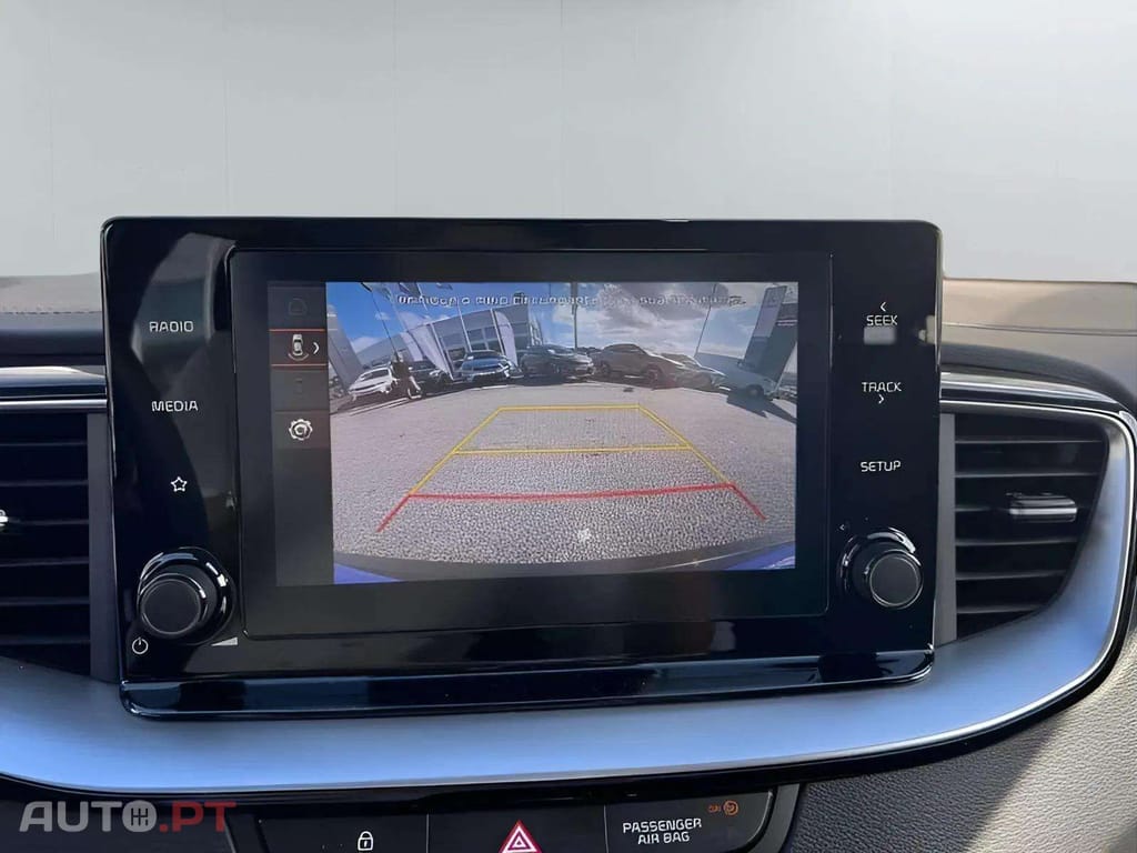 Kia Ceed SW 1.6 GDi 6DCT PHEV Drive