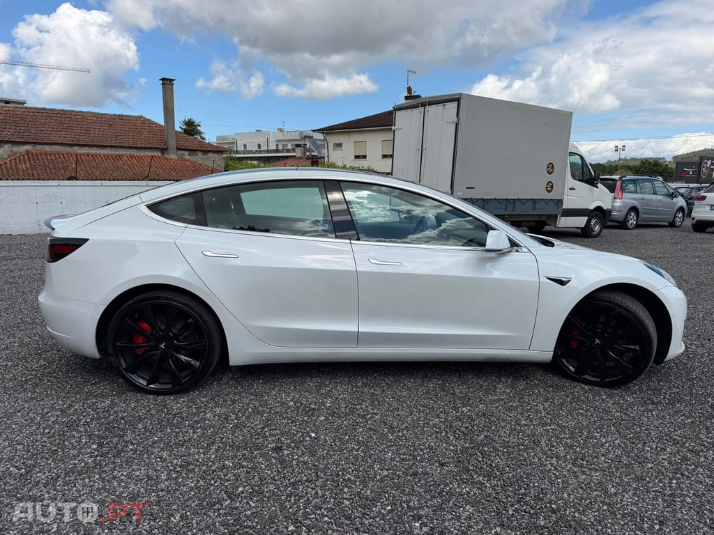 Tesla Model 3 Performance Dual Motor AWD