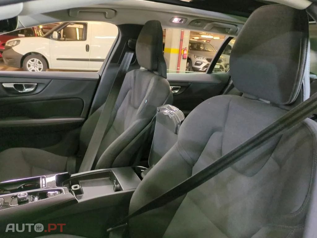 Volvo V60 2.0 T6 AWD TE Inscription Expression