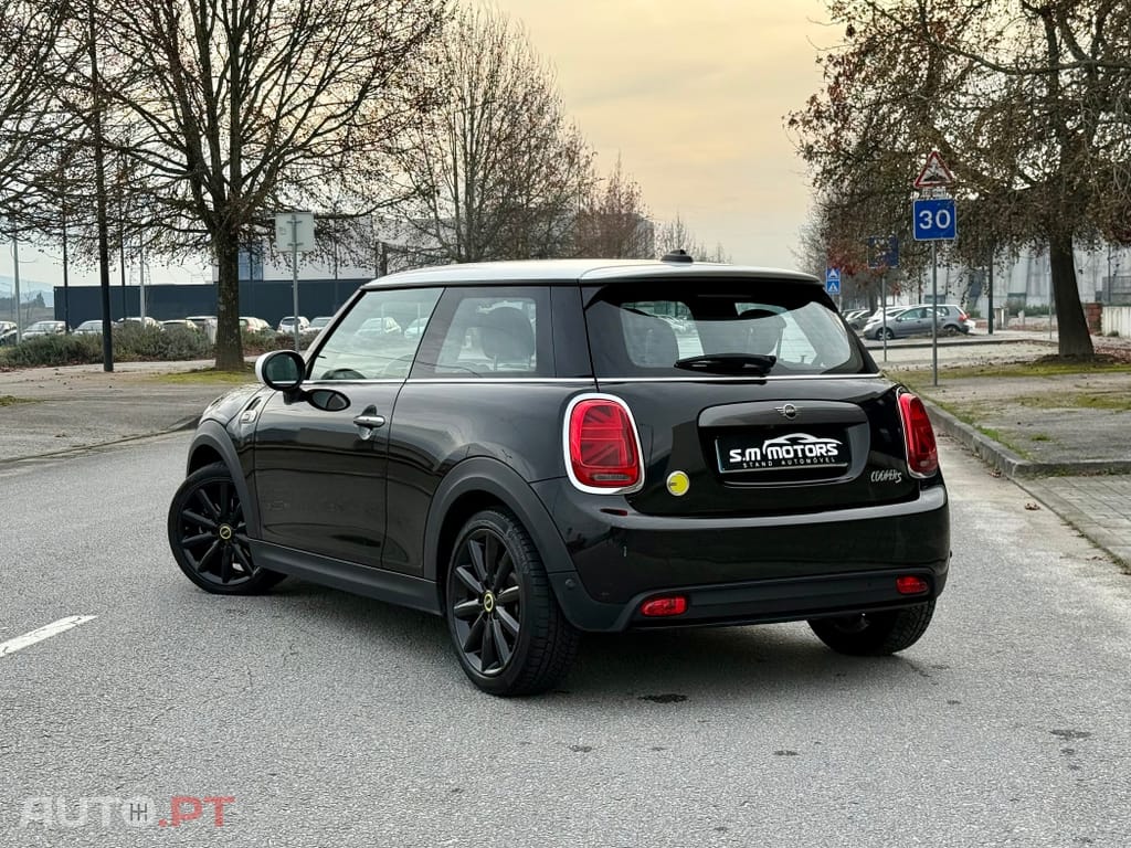 MINI Cooper Cooper SE