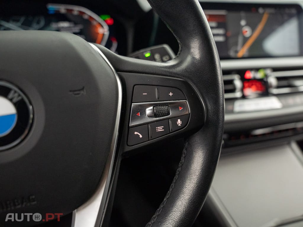 BMW 320 d Auto