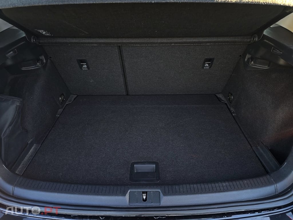 Volkswagen Golf 1.6 TDI Highline