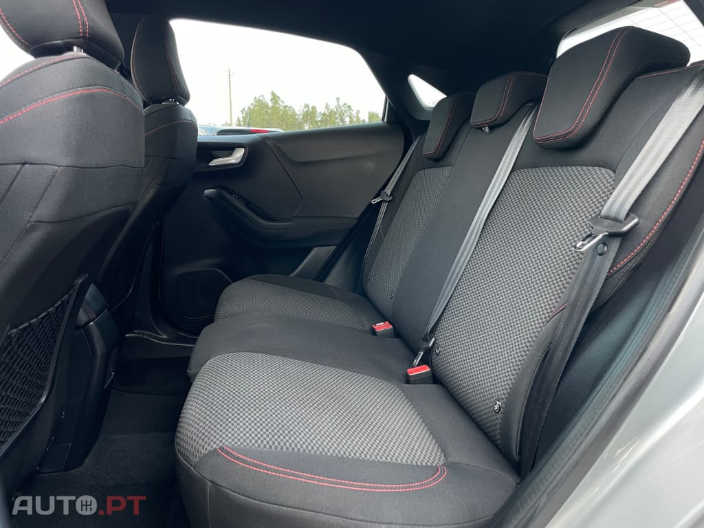 Ford Puma 1.0 EcoBoost MHEV ST-Line