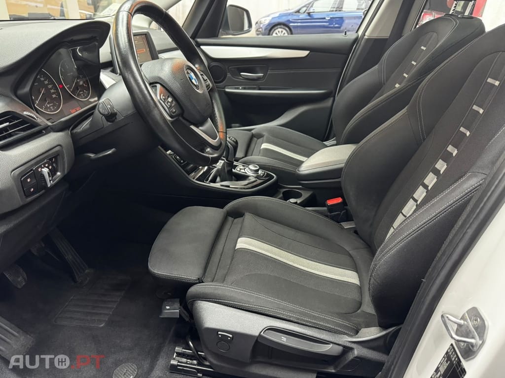 BMW 216 d 7L Advantage