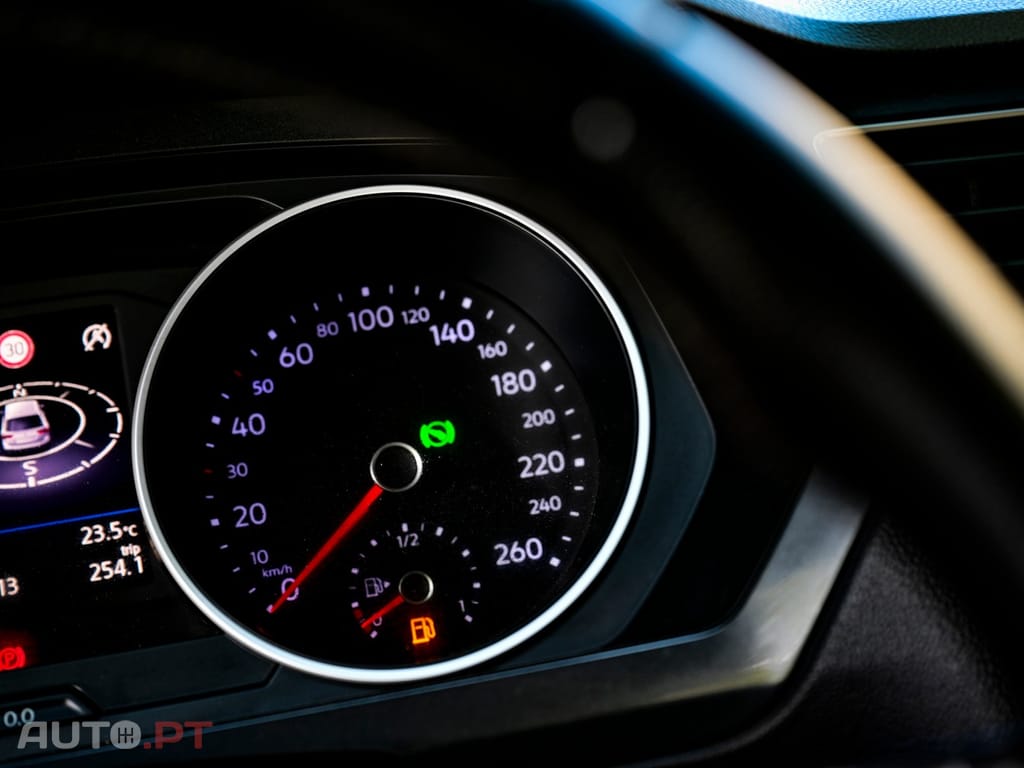 Volkswagen Tiguan 2.0 TDI Highline DSG 4Motion