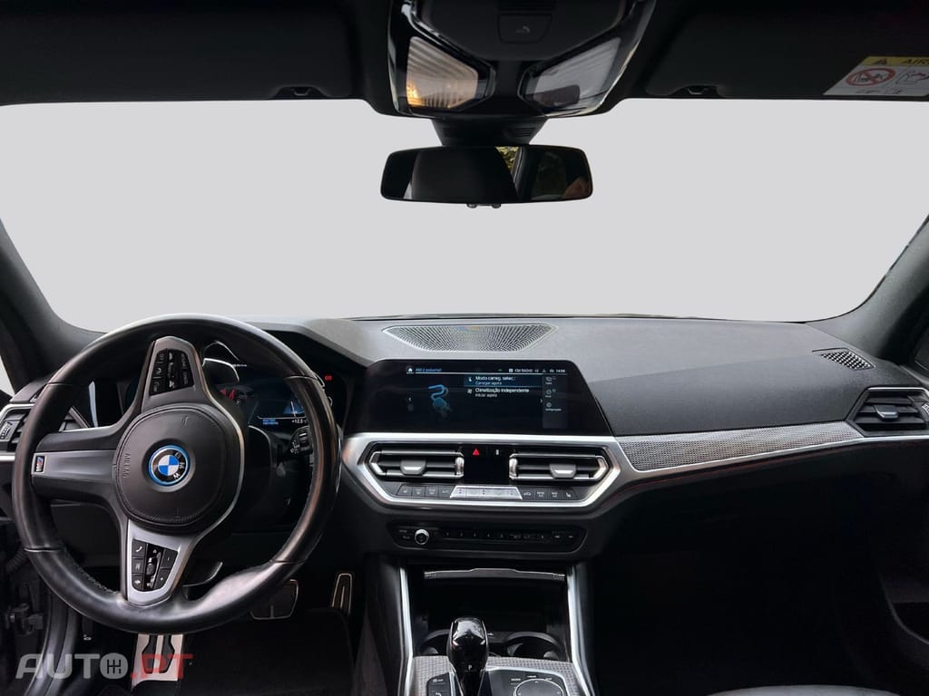 BMW 330 X DRIVE Pack M 