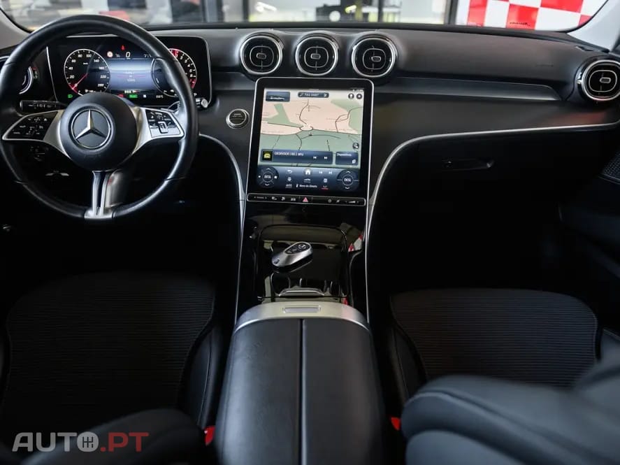 Mercedes-Benz C 300 e AMG Line