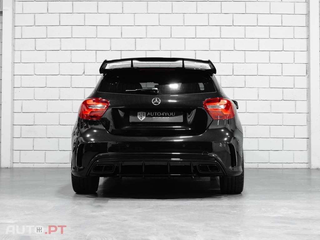 Mercedes-Benz A 45 AMG 4Matic Speedshift 7G-DCT