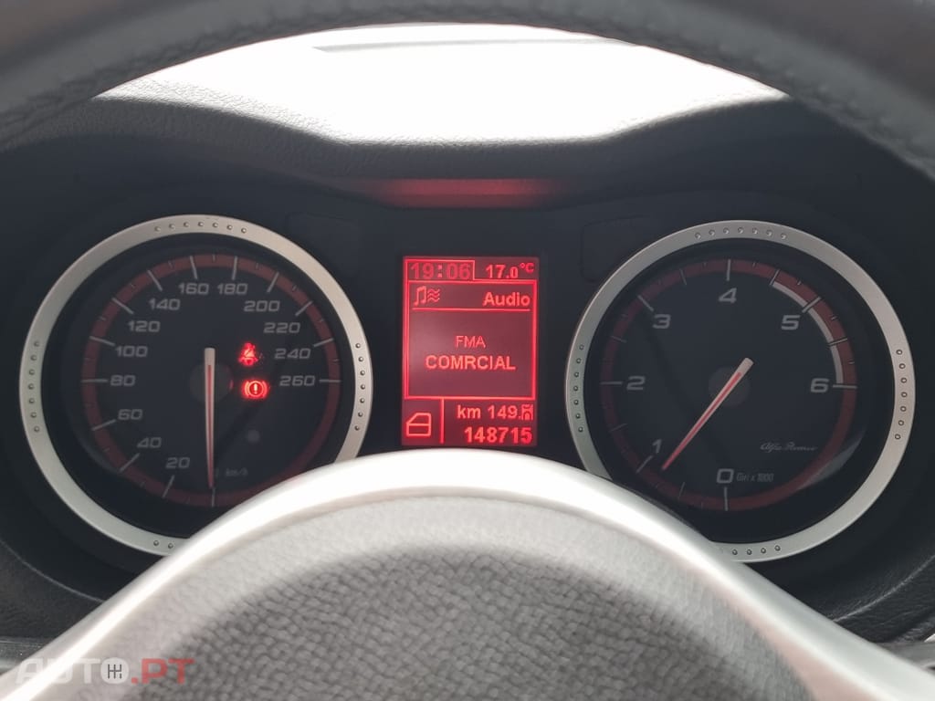 Alfa Romeo 159 Sportwagon 1.9 JTDm 16V Sportiva+