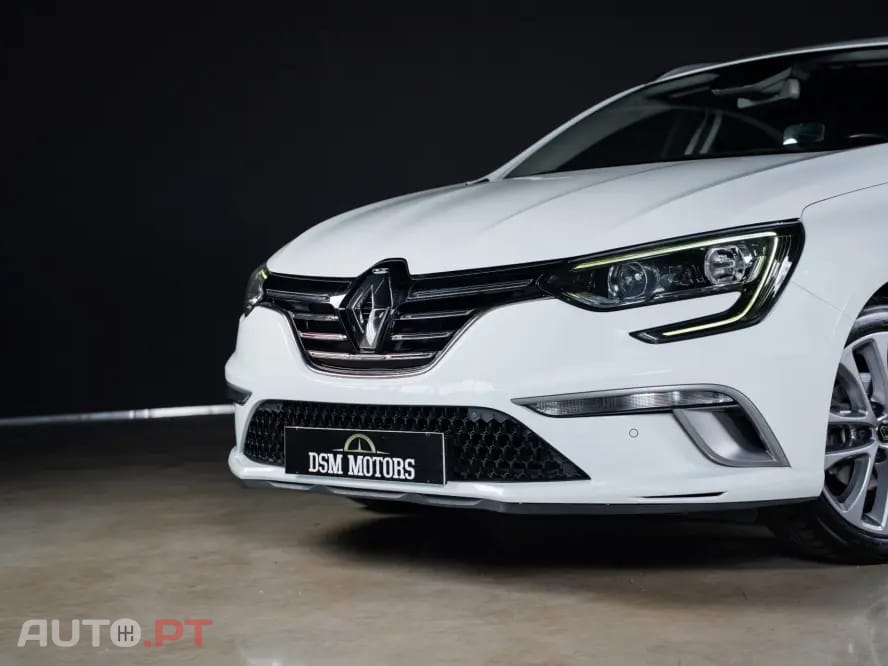 Renault Mégane Sport Tourer 1.5 Blue dCi GT Line — fotografia 6