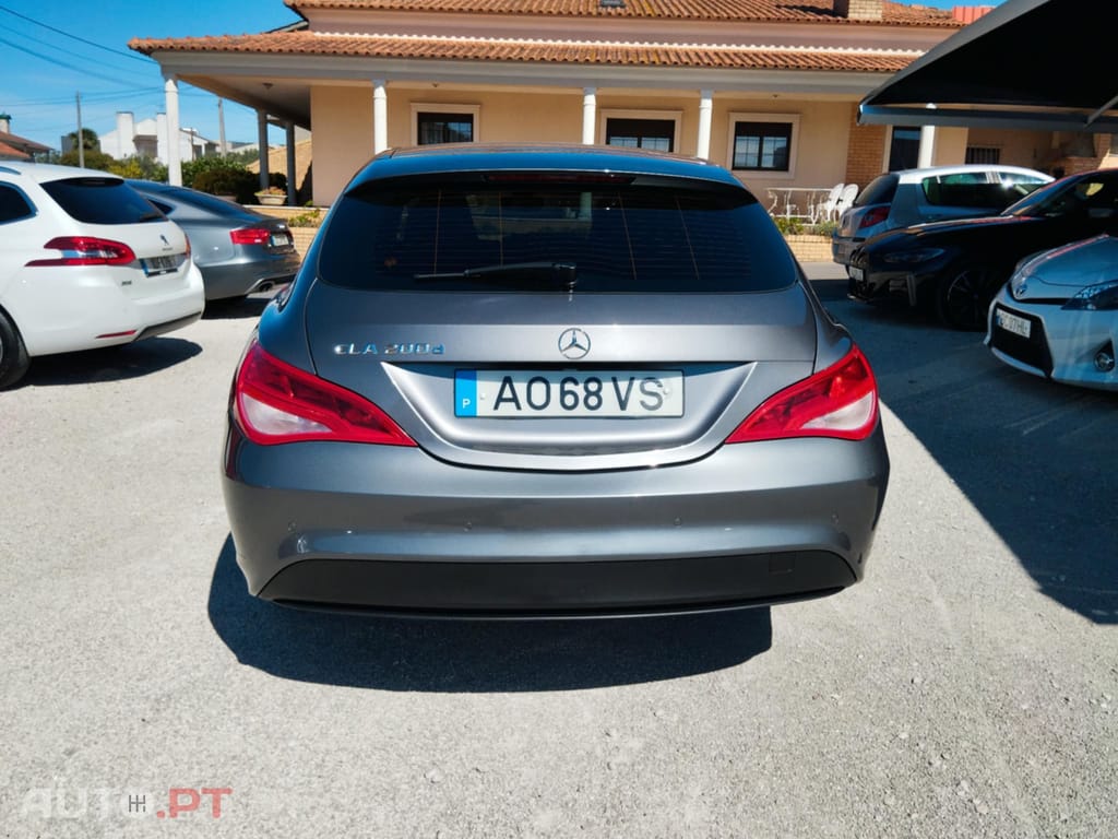 Mercedes-Benz CLA 200 200d
