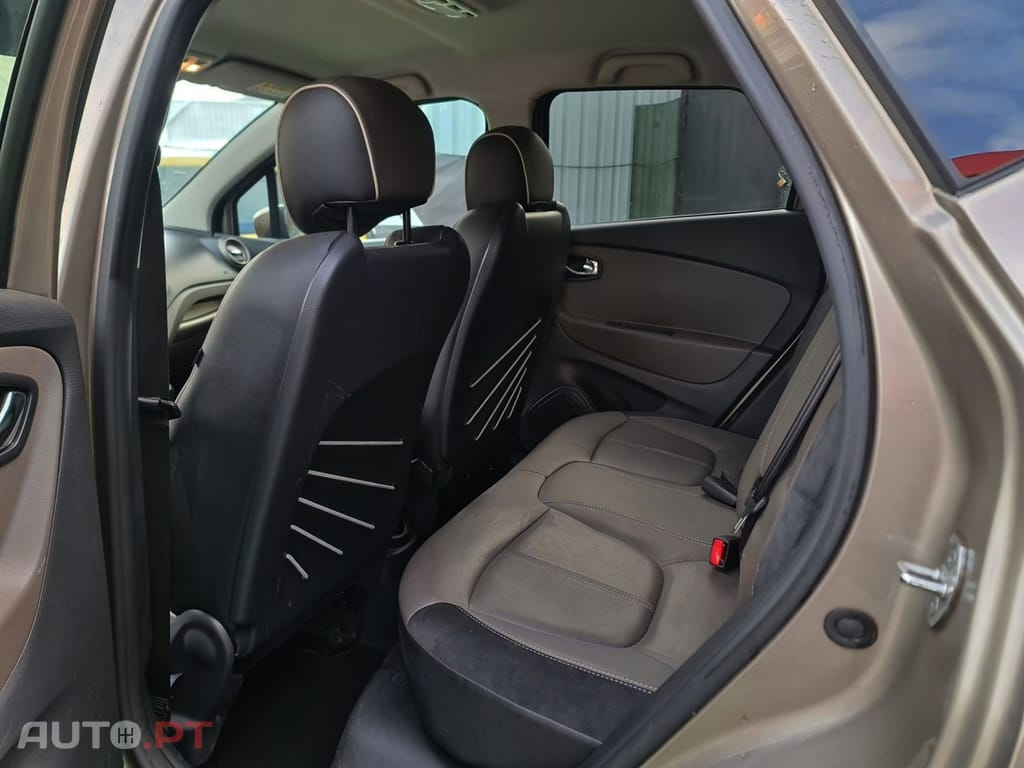 Renault Captur CAPTUR TCE 120 ENERGY E6 SL HYPNOTIC EDC