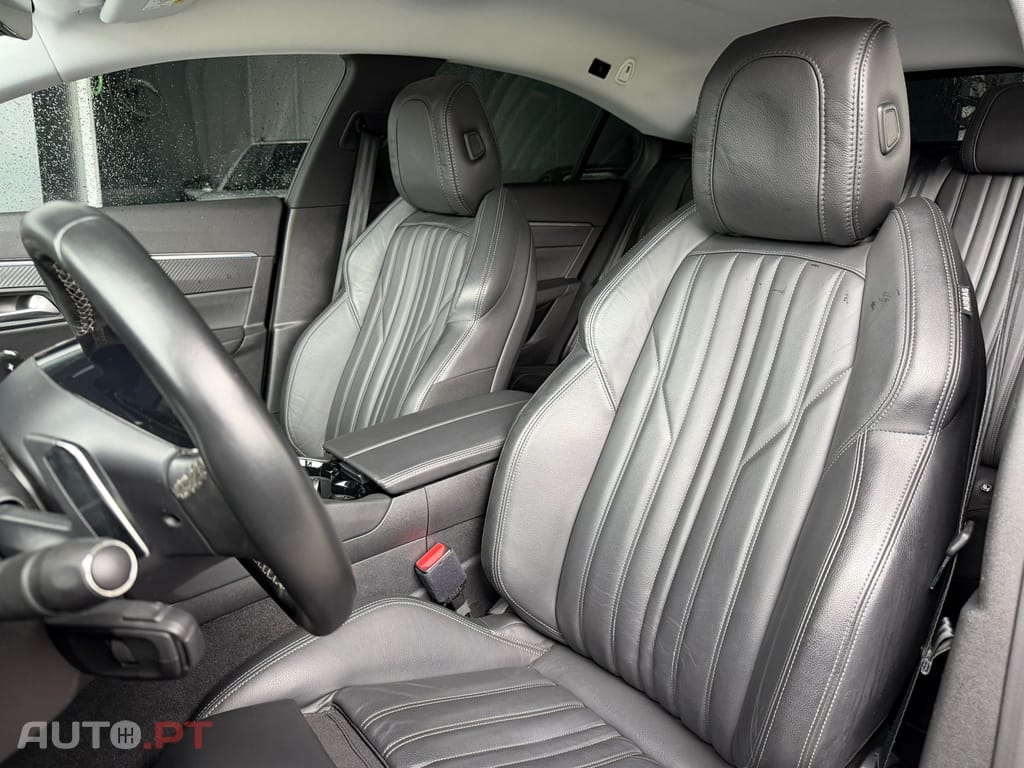 Peugeot 508 1.6 Hybrid Allure Pack e-EAT8